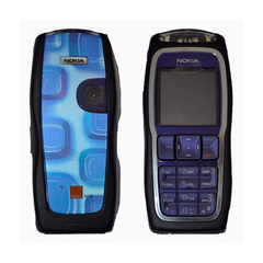 Nokia 3220 – Classic Feature Phone with VGA Camera & Fun Design
